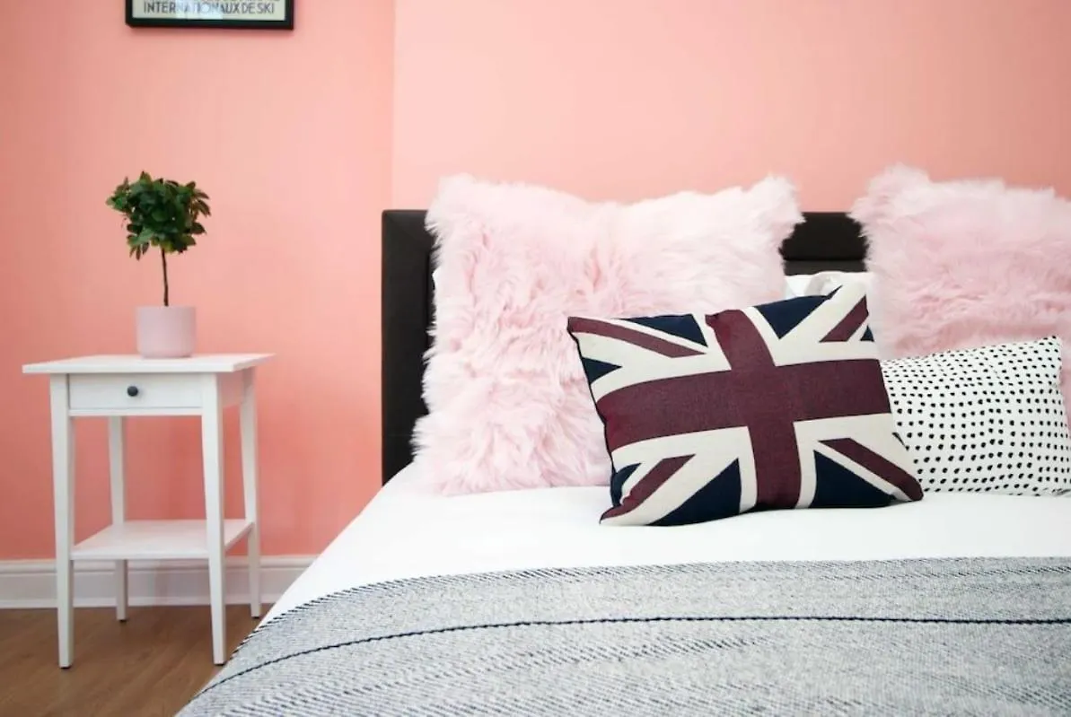 Principality House By Mia Living 3 Bedroom Apartment A 5 Min Walk To Principality Stadium Cardiff Reino Unido