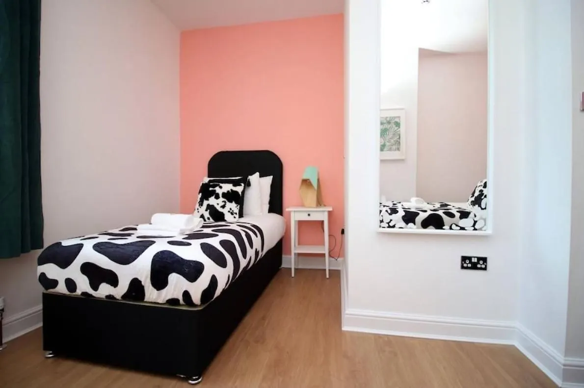 Principality House By Mia Living 3 Bedroom Apartment A 5 Min Walk To Principality Stadium Cardiff