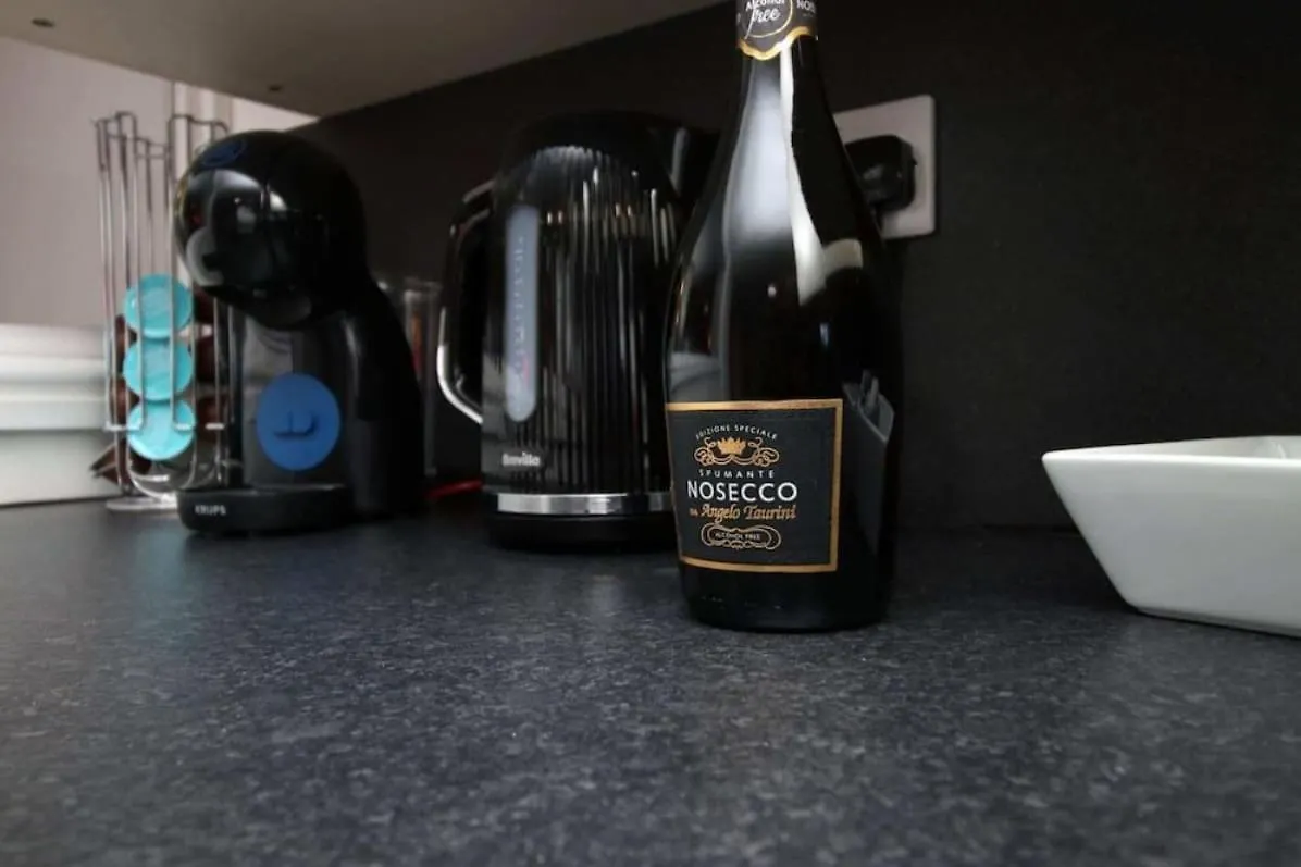 Principality House By Mia Living 3 Bedroom Apartment A 5 Min Walk To Principality Stadium Cardiff